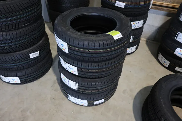 Semperit Speed Life 3 - Sommerreifen Set Größe: 195/65 R 15